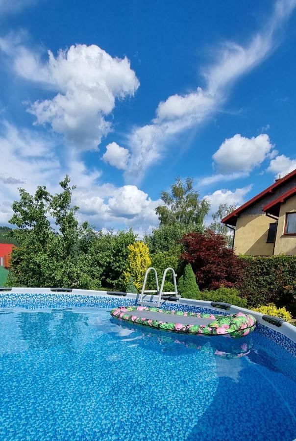 Hotel Mountain House Ustrzyki Dolne Esterno foto