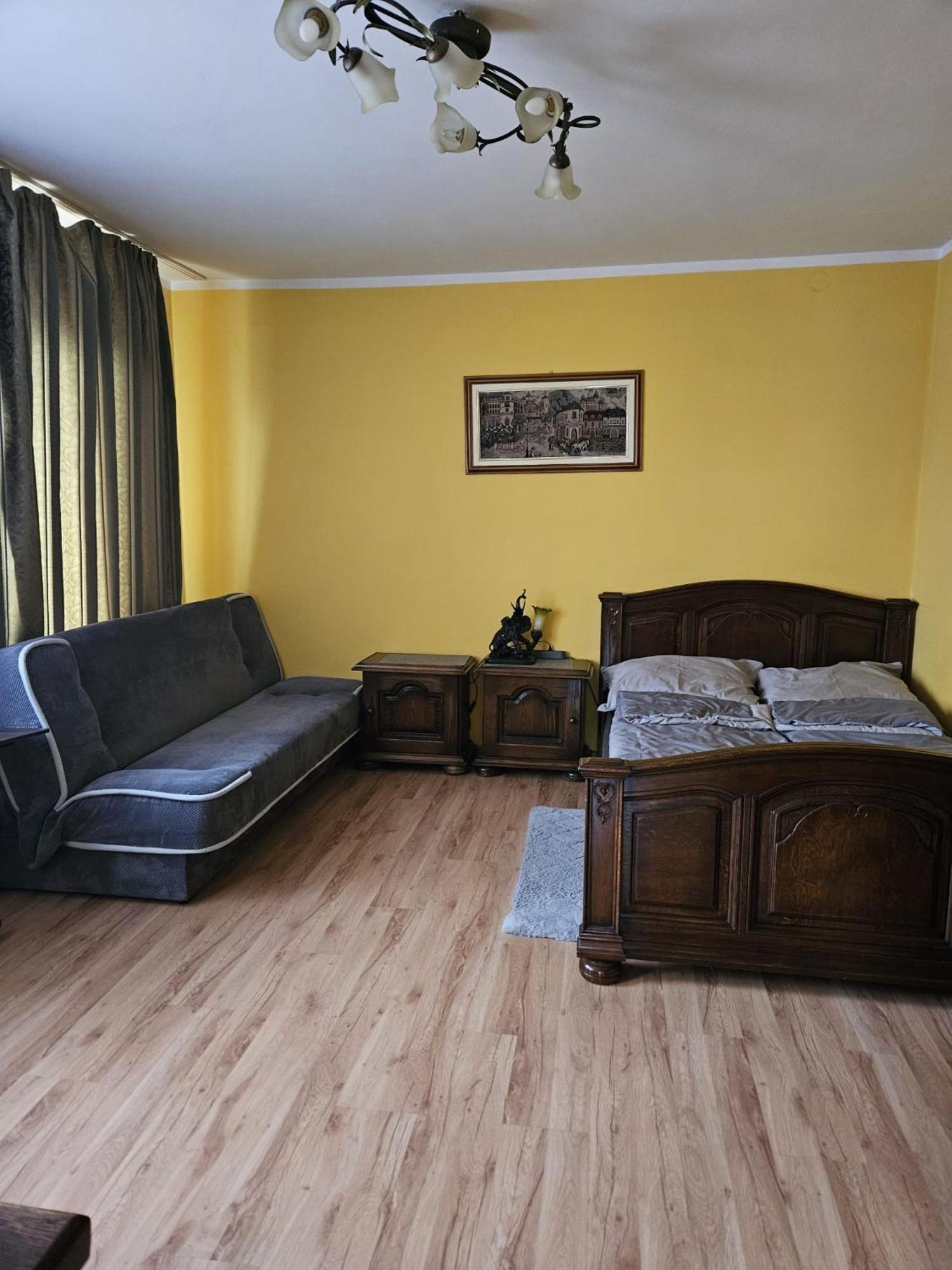 Hotel Mountain House Ustrzyki Dolne Esterno foto